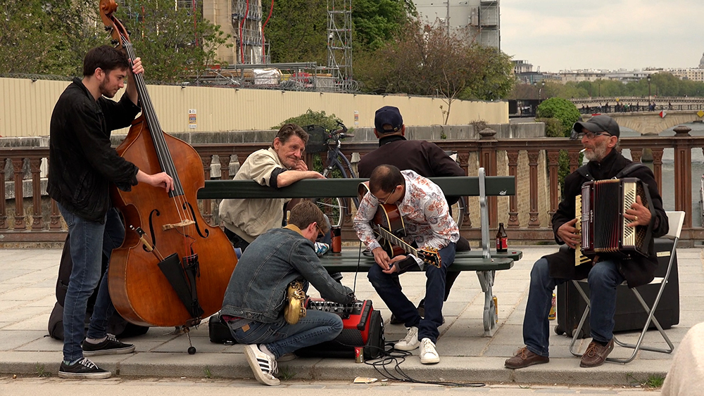 ONCE UPON PARIS 1 09