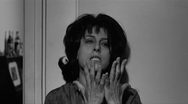 Anna_Magnani_in_Mamma_Roma.png