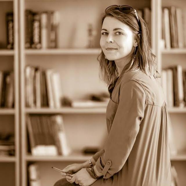 Jana_Mladenova.jpg