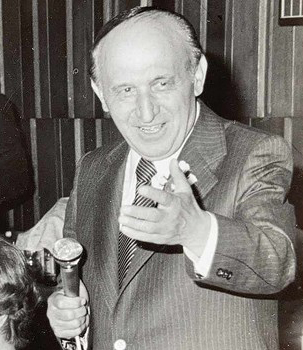 KINO_2_1_04_24_5_1.jpg